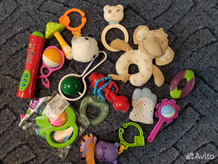 Игрушки погремушки