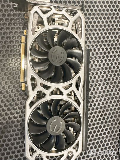 Видеокарта evga GTX 1080 ti 11 gb