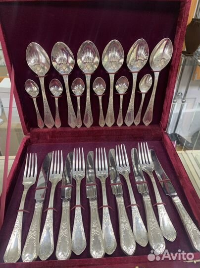 Набор столовых приборов серебро