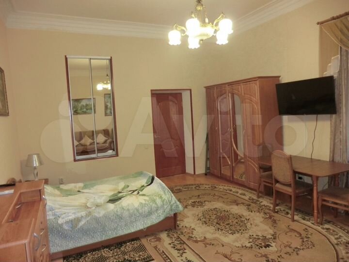 2-к. квартира, 59 м², 1/2 эт.