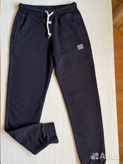 Спортивные брюки