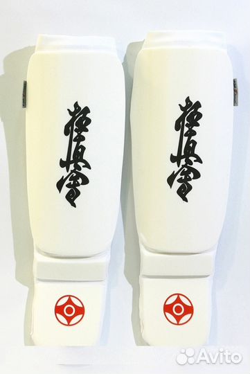Щитки - голеностопы с символикой стилей Каратэ