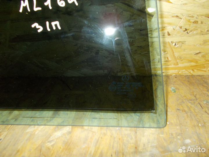 Мерседес мл 164 форточка задняя правая