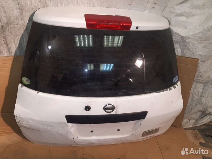 Задняя дверь nissan AD Y12