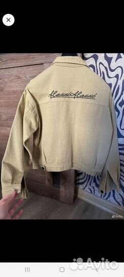 Джинсовая куртка