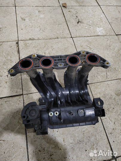 Коллектор впускной Peugeot 206 1998-2010