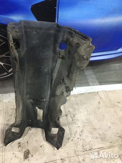 Шумоизоляция туннеля АКПП Mercedes-Benz W220