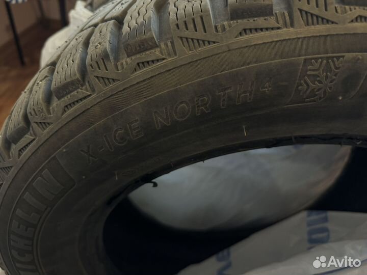 Michelin X-Ice North 4 215/55 R16 97T