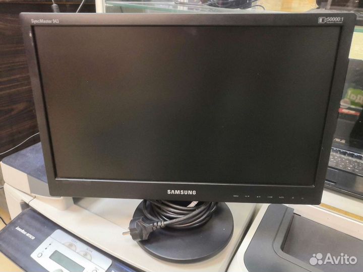 Монитор Samsung 19