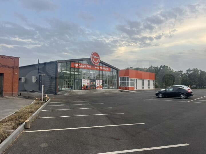 Торговая площадь, 670 м²