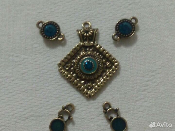 Украшения для одежды