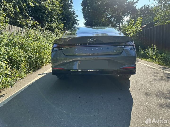 Hyundai Elantra 1.6 AT, 2022, 2 958 км