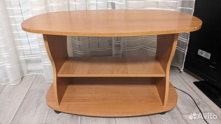 Столик журнальный