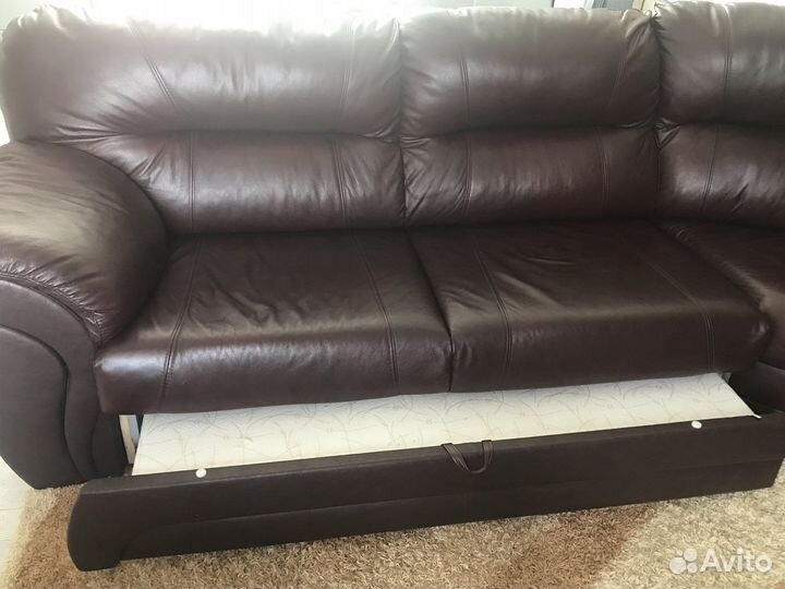 Кожаный угловой диван бу