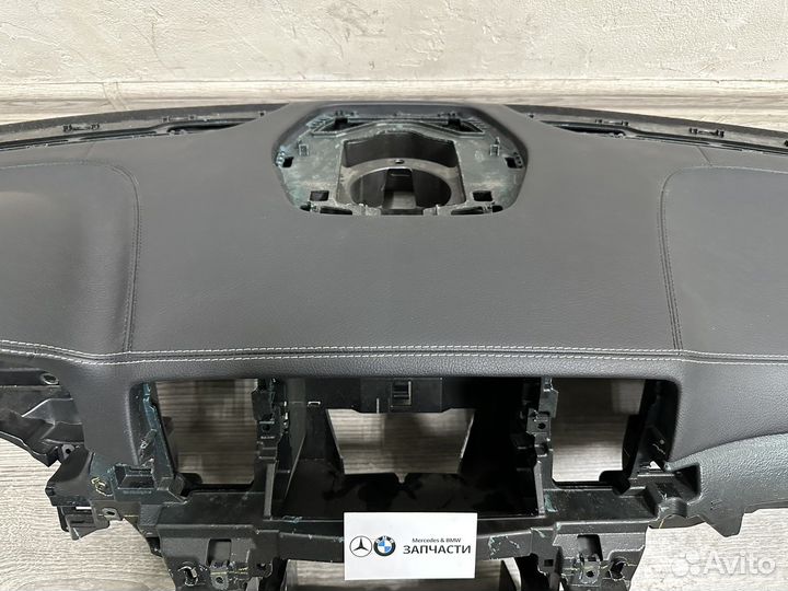 Торпедо чёрная кожа Mercedes ML W166 GL X166