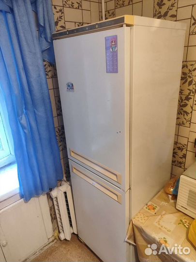 Холодильник stinol