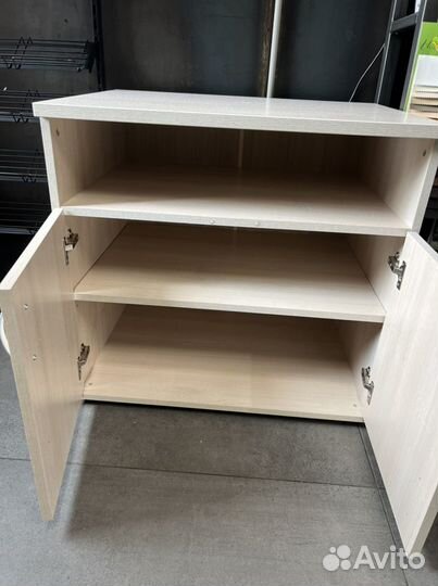 Тумба для оргтехники