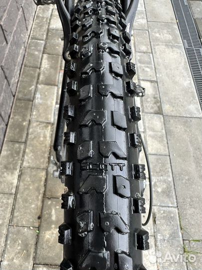 Велосипед горный Scott