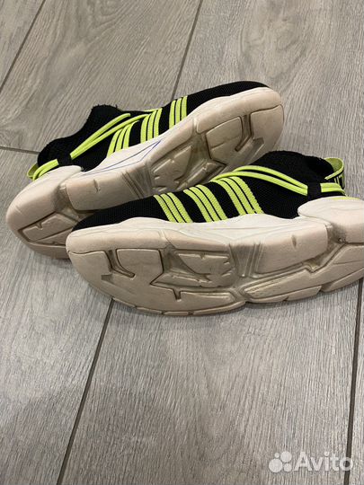 Кроссовки Размер 35 Легкие