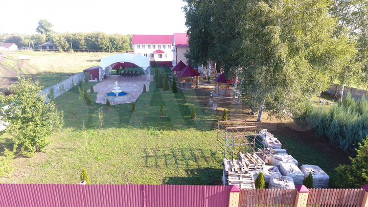 Ресторанно-гостиничный комплекс 900 м²