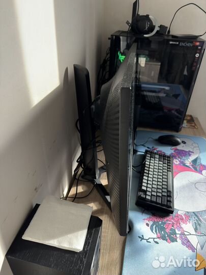 Samsung odyssey g7 S28ag702ni