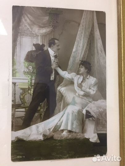 Старинная рама с антикварными открытками