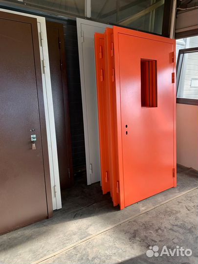 Двери металлические