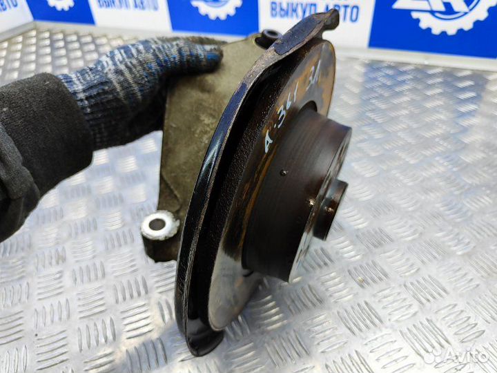 Кулак задний левый Skoda Yeti 5L 1.4 caxa 122 Л.С