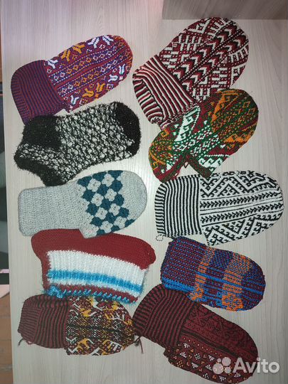 Женские вязанные носочки