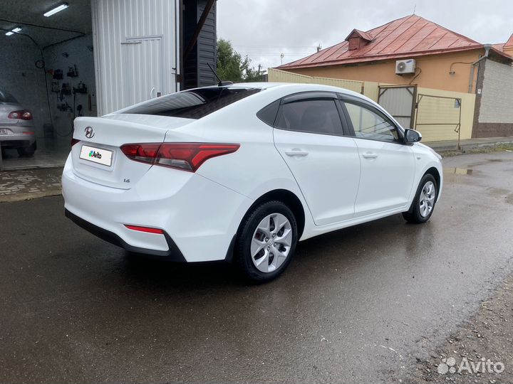 Hyundai Solaris 1.6 AT, 2018, 77 900 км