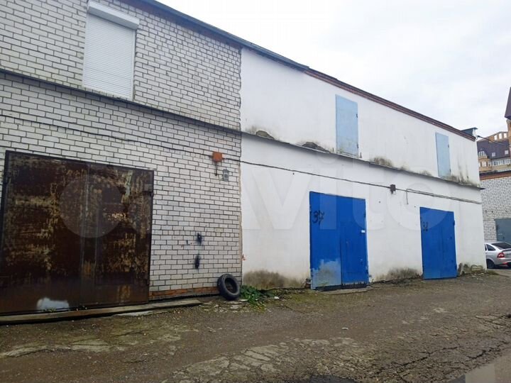 Продаю здание, гаражные боксы 550м²