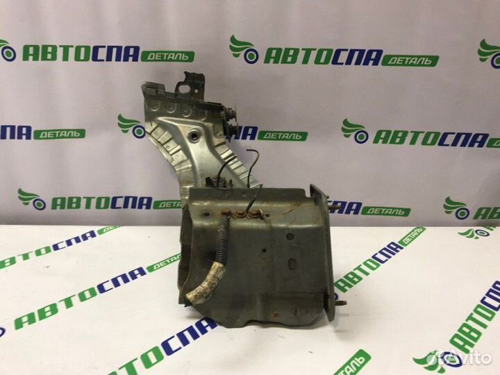 Лонжерон кузова передний правый Ford Mondeo 4