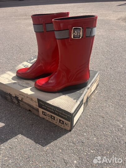 Резиновые сапоги