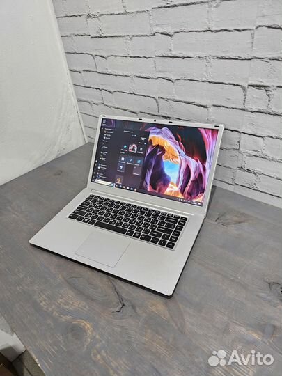 Ноутбук Echips Like 15.6