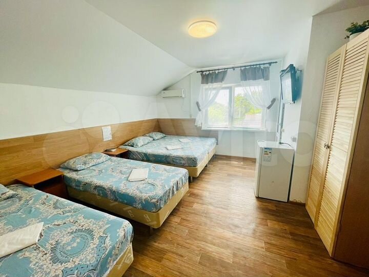 Комната 20 м² в 4-к., 2/2 эт.