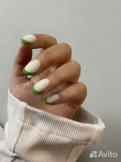 Маникюр. Педикюр с выездом на дом