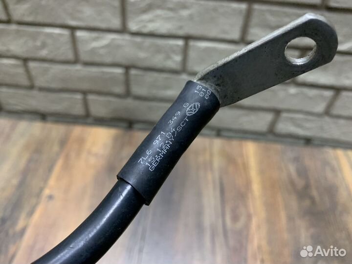 Volkswagen Touareg 1й Провод генератора