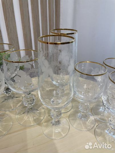 Бокалы для вина и шампанского