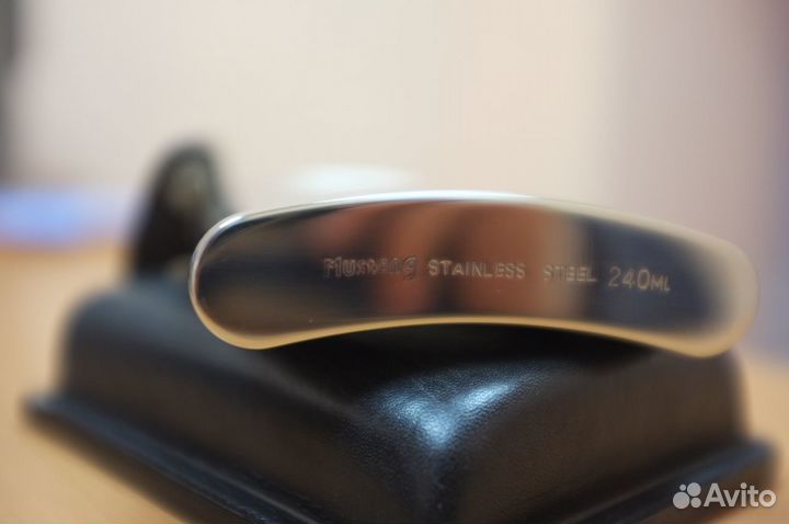 Фляжка Mustang (Испания) +чехол