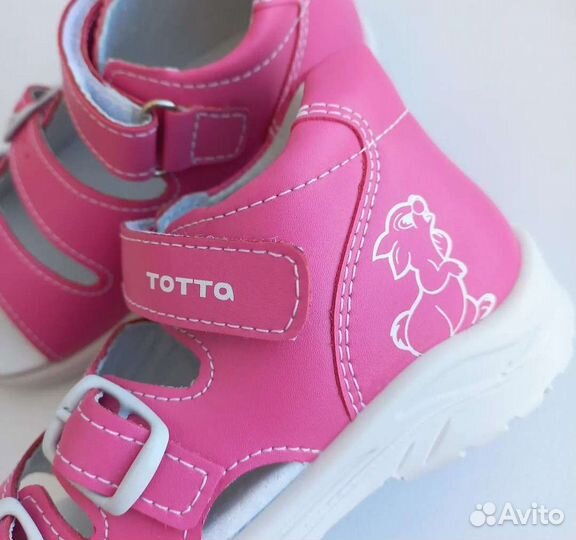 Новые сандалии 23-25 размеры