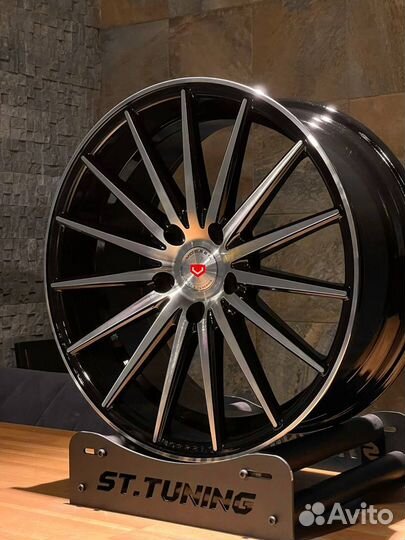 Нoвые литыe диски R18 5x114.3 Vossen Design