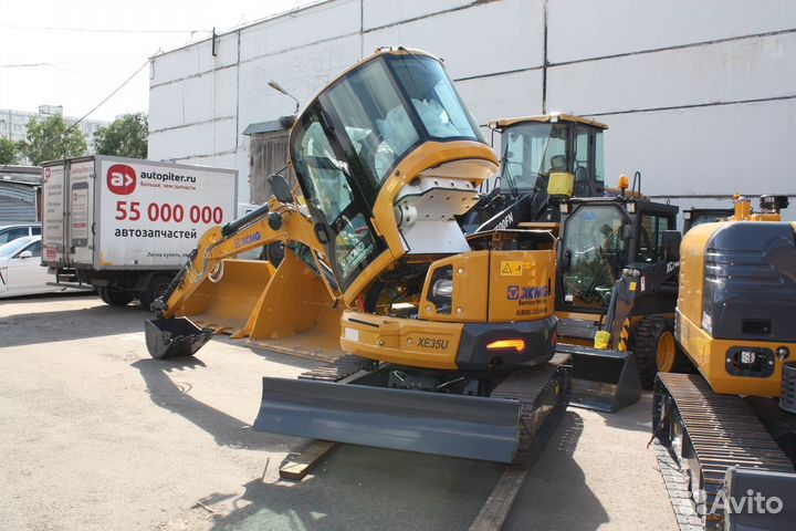 Мини-экскаватор XCMG XE35U, 2023