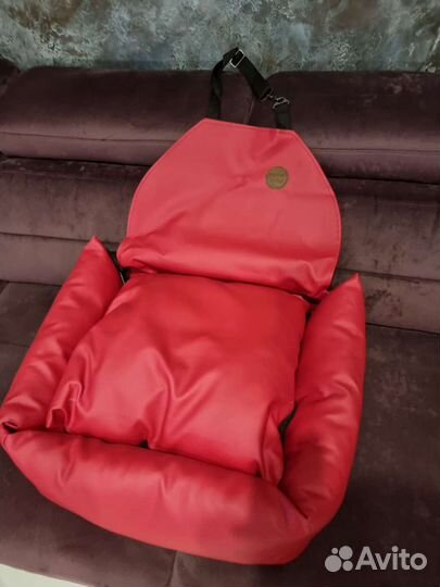 Автокресло для собак