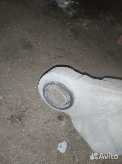 Подрамник запчасти Volvo S60 2.4 AT 2004