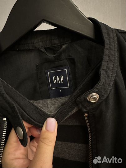 Ветровка Gap женская s/xs