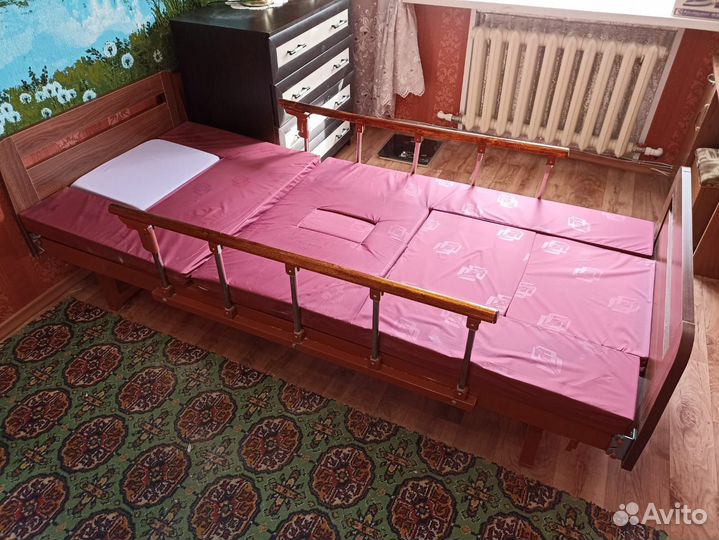 Кровать для лежачих больных б/у