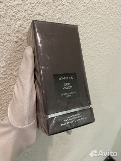 Tom ford oud wood духи женские парфюм