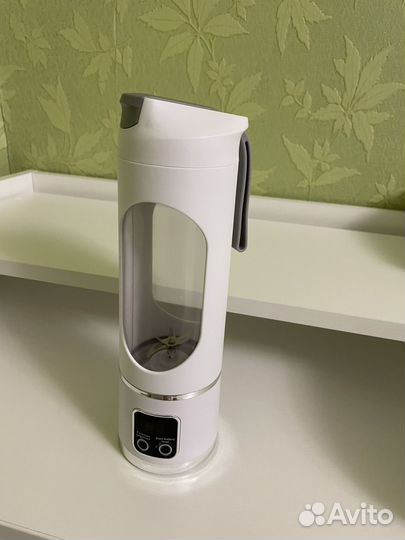 Портативный мини блендер для смузи и коктейлей