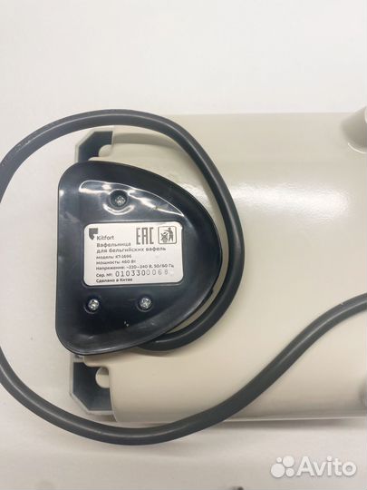 Электровафельница Kitfort кт-1696