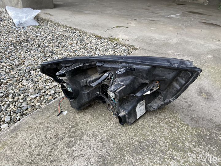 Фара LADA Vesta завод к/т